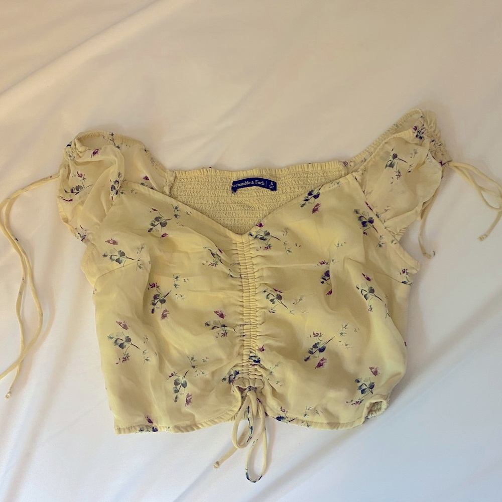 Abercrombie floral crop top
